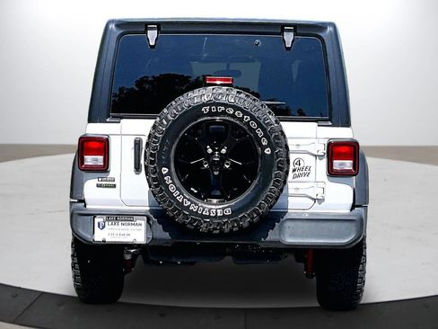 Used 2022 Jeep Wrangler Unlimited Sport AWD/4WD image 8