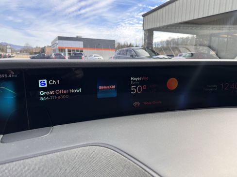 Used 2024 Lincoln Nautilus Reserve w/ Equipment Group 202A image 25