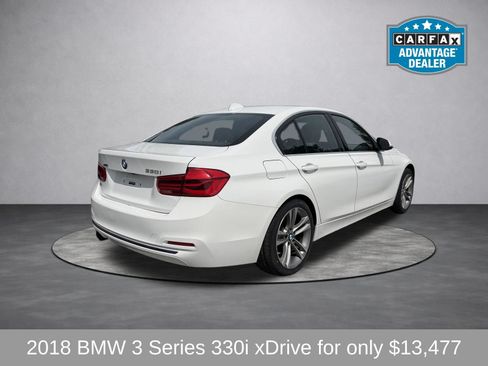 Used 2018 BMW 330i xDrive Sedan AWD/4WD image 6