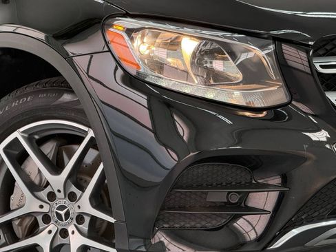 Certified 2019 Mercedes-Benz GLC 300 image 10
