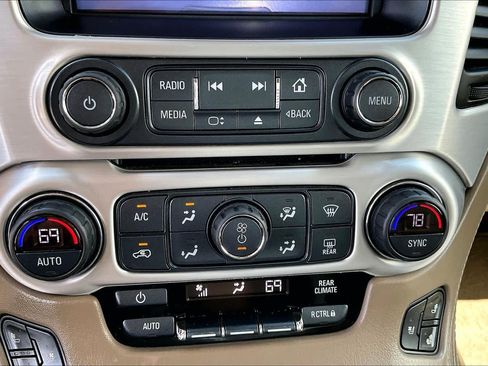 Used 2018 GMC Yukon SLT w/ Premium Edition RWD image 34