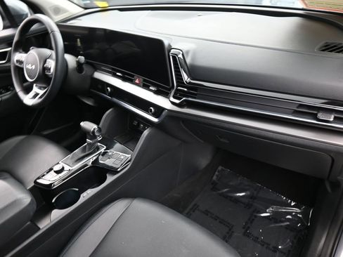 Used 2024 Kia Sportage EX image 45