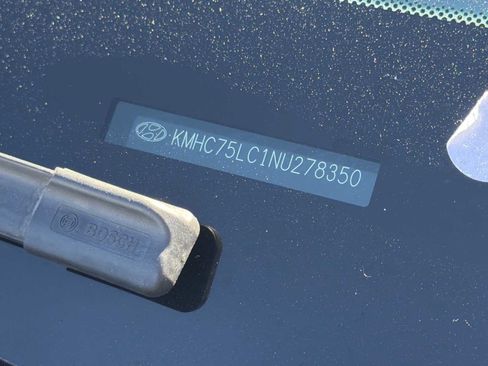 Certified 2022 Hyundai Ioniq SE image 23