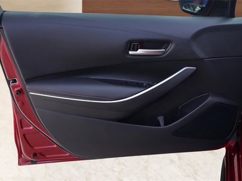 Used 2024 Toyota Corolla SE image 23