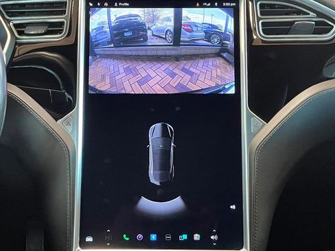 Used 2016 Tesla Model S 70D image 26