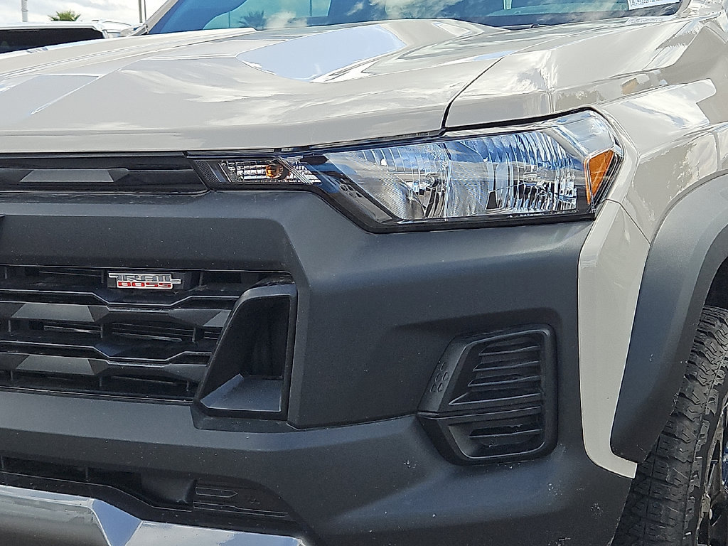 Used 2026 Chevrolet Colorado Trail Boss AWD/4WD image 7