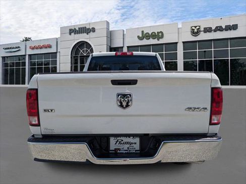 Certified 2022 RAM 1500 Classic SLT image 4