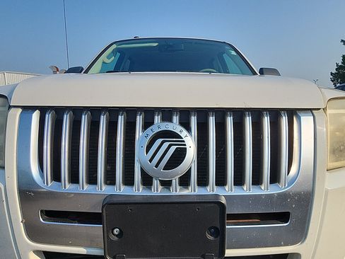 Used 2010 Mercury Mariner 2WD image 11