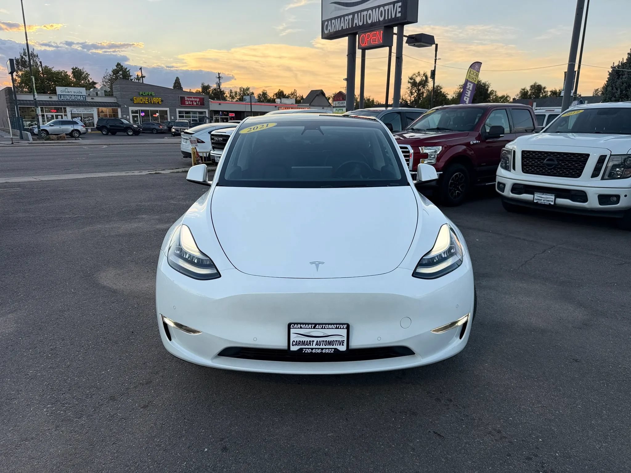 Used 2021 Tesla Model Y Long Range AWD/4WD image 4