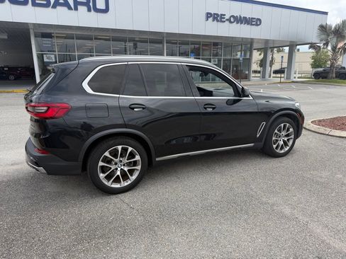 Used 2019 BMW X5 xDrive40i w/ Premium Package 2 AWD/4WD image 3