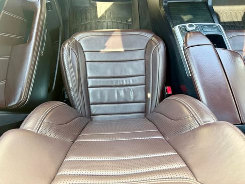 Used 2016 Mercedes-Benz GL 63 AMG 4MATIC image 37