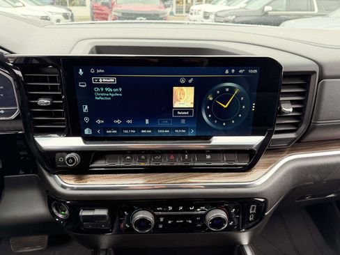 Certified 2023 Chevrolet Silverado 1500 RST w/ Redline Edition image 22