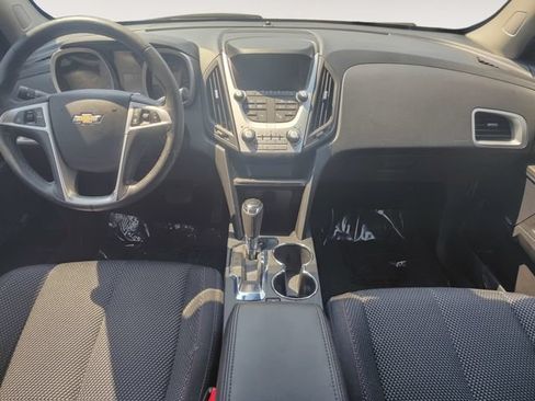 Used 2017 Chevrolet Equinox LT w/ Convenience Package FWD image 10