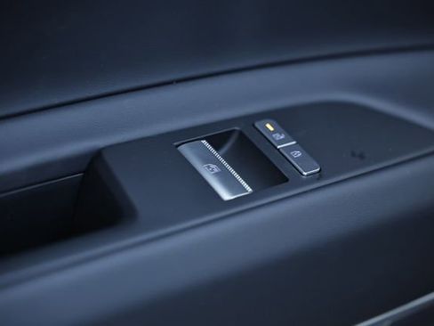 New 2026 Genesis GV80 2.5T RWD image 26