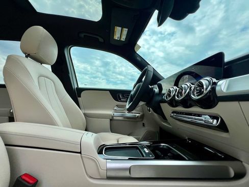 Certified 2026 Mercedes-Benz GLB 250 4MATIC image 18