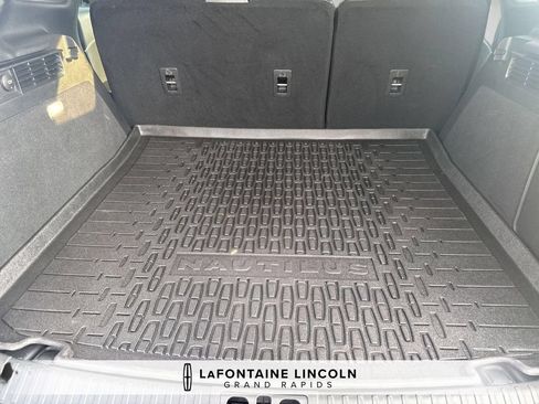 Certified 2023 Lincoln Nautilus Reserve AWD/4WD image 30