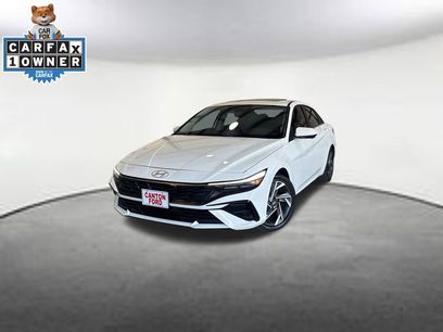 Used 2025 Hyundai Elantra SEL