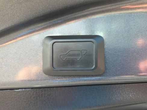 Used 2017 Toyota RAV4 Limited w/ Advanced Technology Package FWD image 22