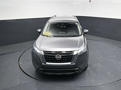 Used 2024 Nissan Pathfinder SV AWD/4WD image 41