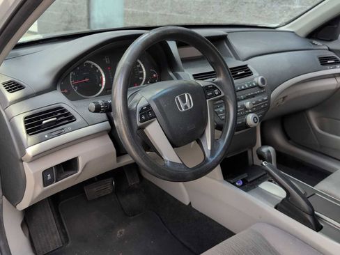 Used 2011 Honda Accord LX image 10