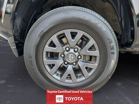 Certified 2023 Toyota Tacoma SR5 AWD/4WD image 16