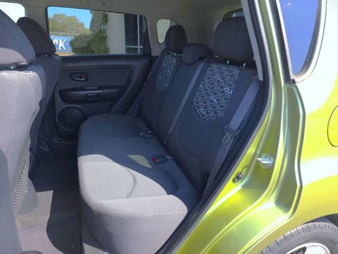 Used 2011 Kia Soul + w/ Audio Pkg image 14