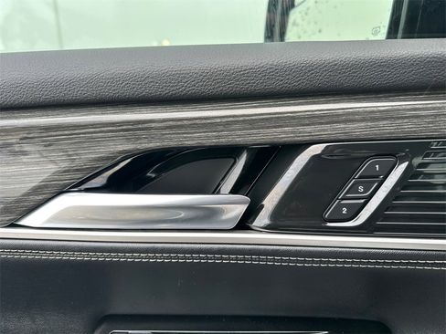 Used 2022 Jeep Wagoneer Series II w/ Premium Group I image 31