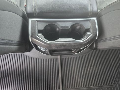 Used 2023 RAM 1500 Big Horn AWD/4WD image 32