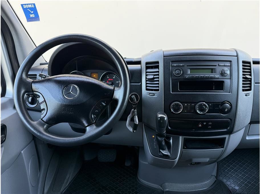 Used 2013 Mercedes-Benz Sprinter 2500 image 14