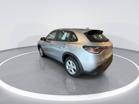 Used 2025 Honda HR-V LX image 5