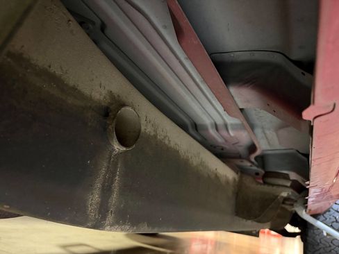 Used 2006 GMC Sierra 2500 SLT w/ Heavy-Duty Power Package image 42