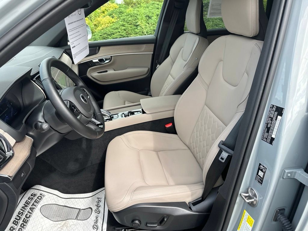 Certified 2026 Volvo XC90 B6 Plus AWD/4WD image 22