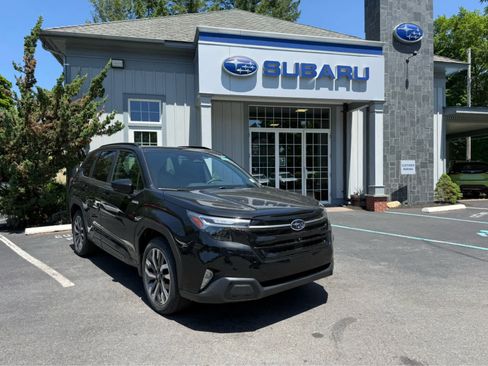 New 2026 Subaru Forester Touring AWD/4WD image 2