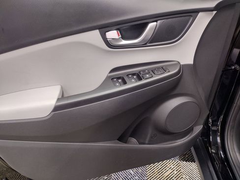 Certified 2023 Hyundai Kona SE image 19