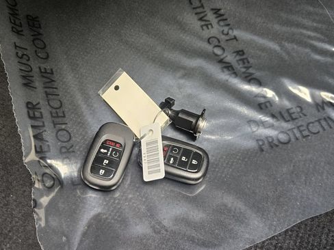 Used 2023 Honda Accord LX image 17