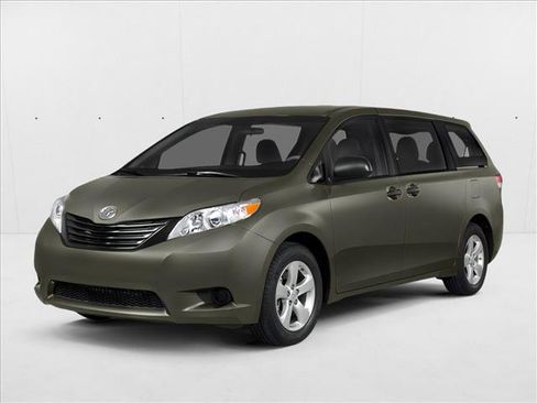Used 2014 Toyota Sienna XLE FWD image 1
