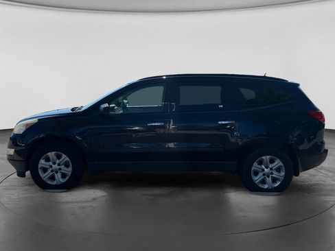 Used 2011 Chevrolet Traverse LS FWD image 6
