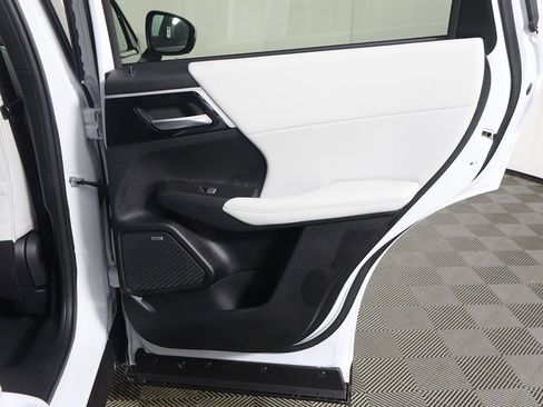 New 2026 Mitsubishi Outlander SE AWD/4WD image 28