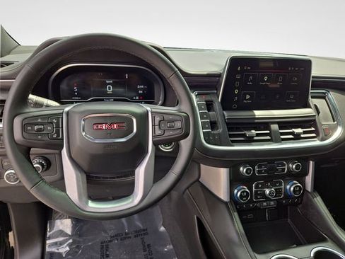 Used 2023 GMC Yukon SLT w/ SLT Premium Package AWD/4WD image 20