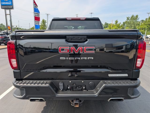 Used 2023 GMC Sierra 1500 Elevation w/ X31 Off-Road Package AWD/4WD image 4