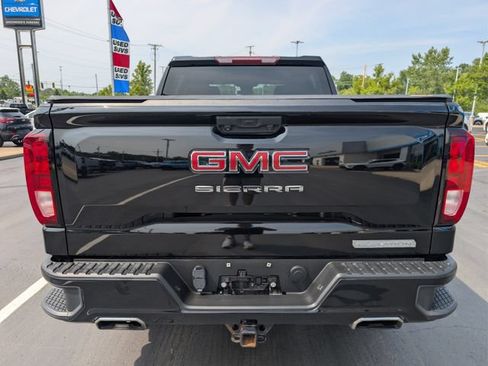 Used 2023 GMC Sierra 1500 Elevation w/ X31 Off-Road Package AWD/4WD image 4
