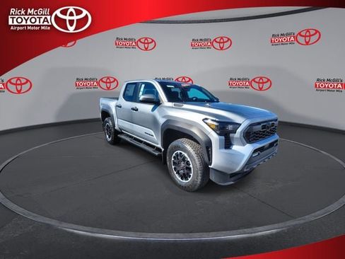 New 2026 Toyota Tacoma TRD Off-Road image 2