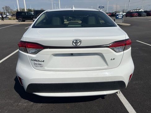 Used 2022 Toyota Corolla LE w/ LE Premium Package image 4
