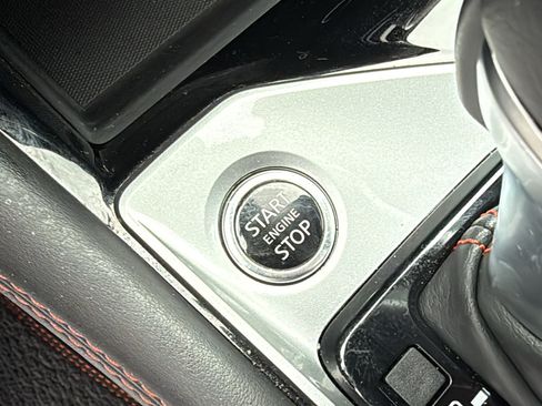 Certified 2024 Nissan Altima 2.5 SR FWD image 12