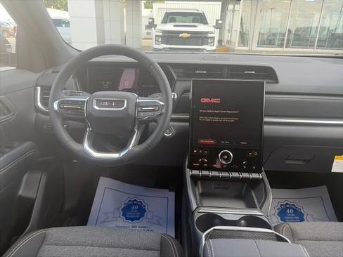 New 2027 GMC Terrain Elevation w/ LPO, Floor Liner Package FWD image 14