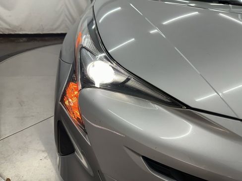 Used 2017 Toyota Prius Four w/ Advanced Technology Package FWD image 26
