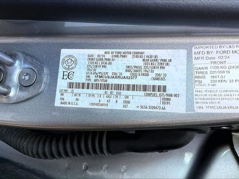 Used 2024 Ford Escape Platinum AWD/4WD image 36