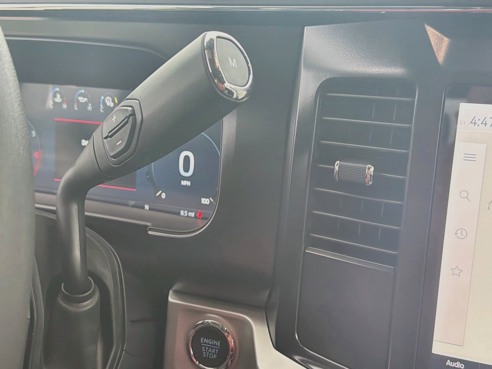 New 2027 Ford F250 XLT w/ XLT Premium Package AWD/4WD image 12