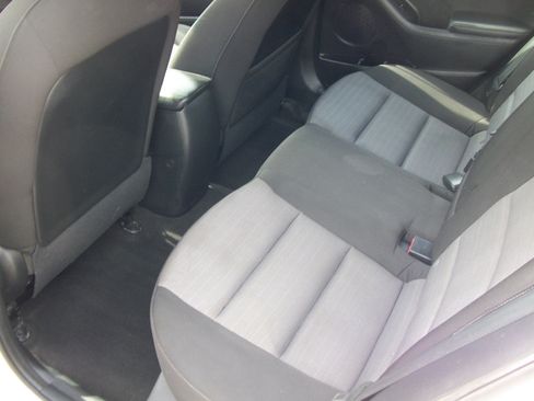 Used 2016 Kia Forte EX image 10