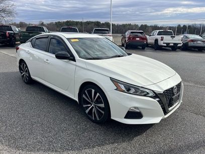 Certified 2020 Nissan Altima 2.5 SR w/ Premium Package
